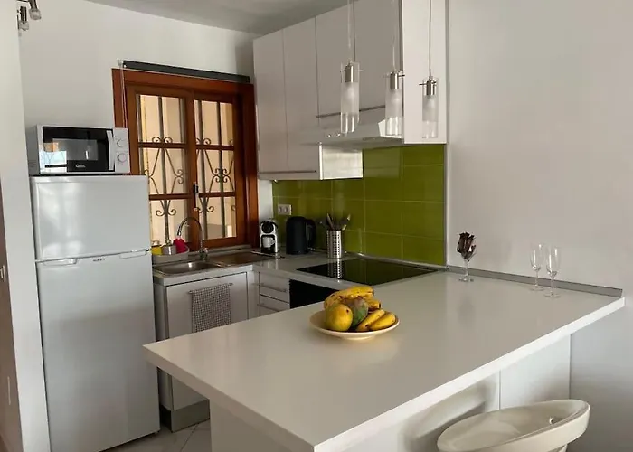 Monamie Costa Adeje (Tenerife)